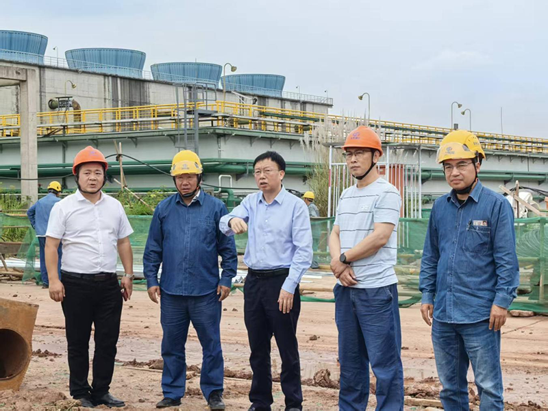 傅利才、郭春建到化工園區(qū)項目現(xiàn)場開展節(jié)前安全檢查(圖2)